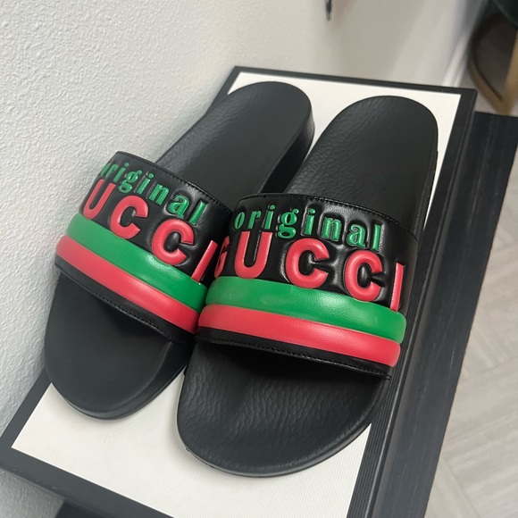 Gucci Slides - Picture 1 of 5